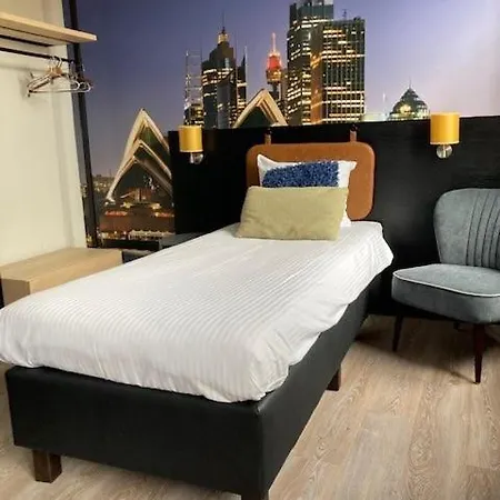 Boutique Hotel De Valk Valkenswaard Esterno foto